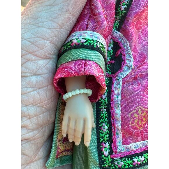 American Girls Spring Pearl 1857 Girls of Many Lands China Doll - Picture 10 of 11